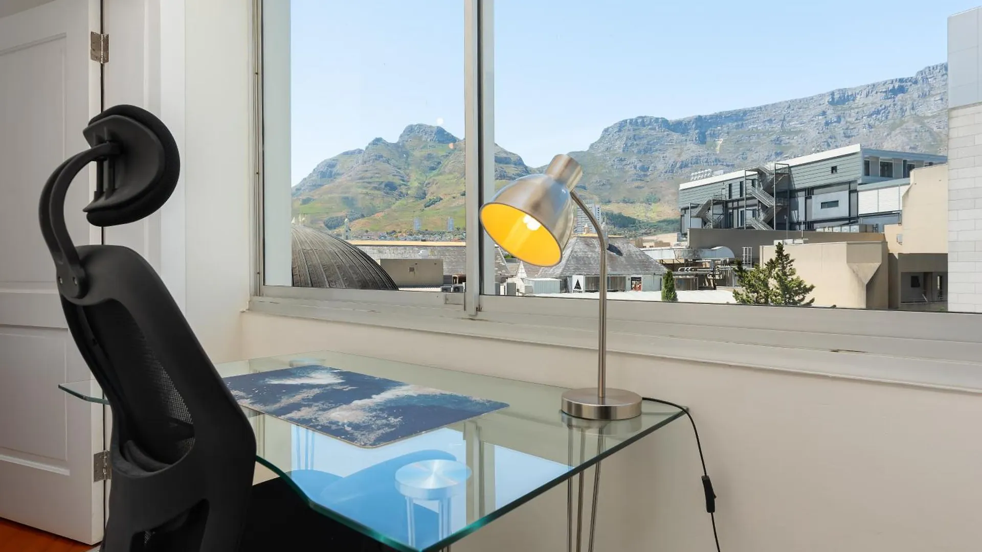 Montreux Luxury Apartment Cape Town