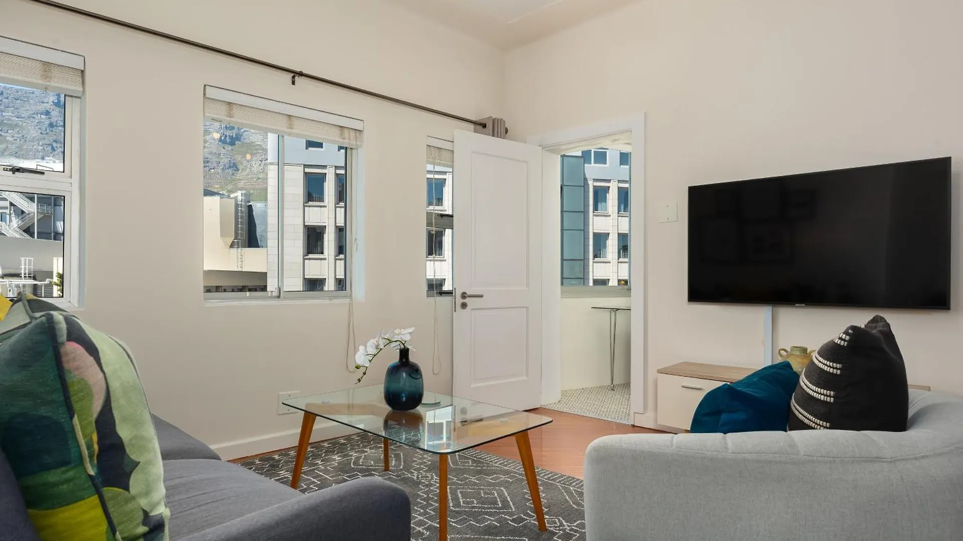Montreux Luxury Apartment Cape Town South Africa