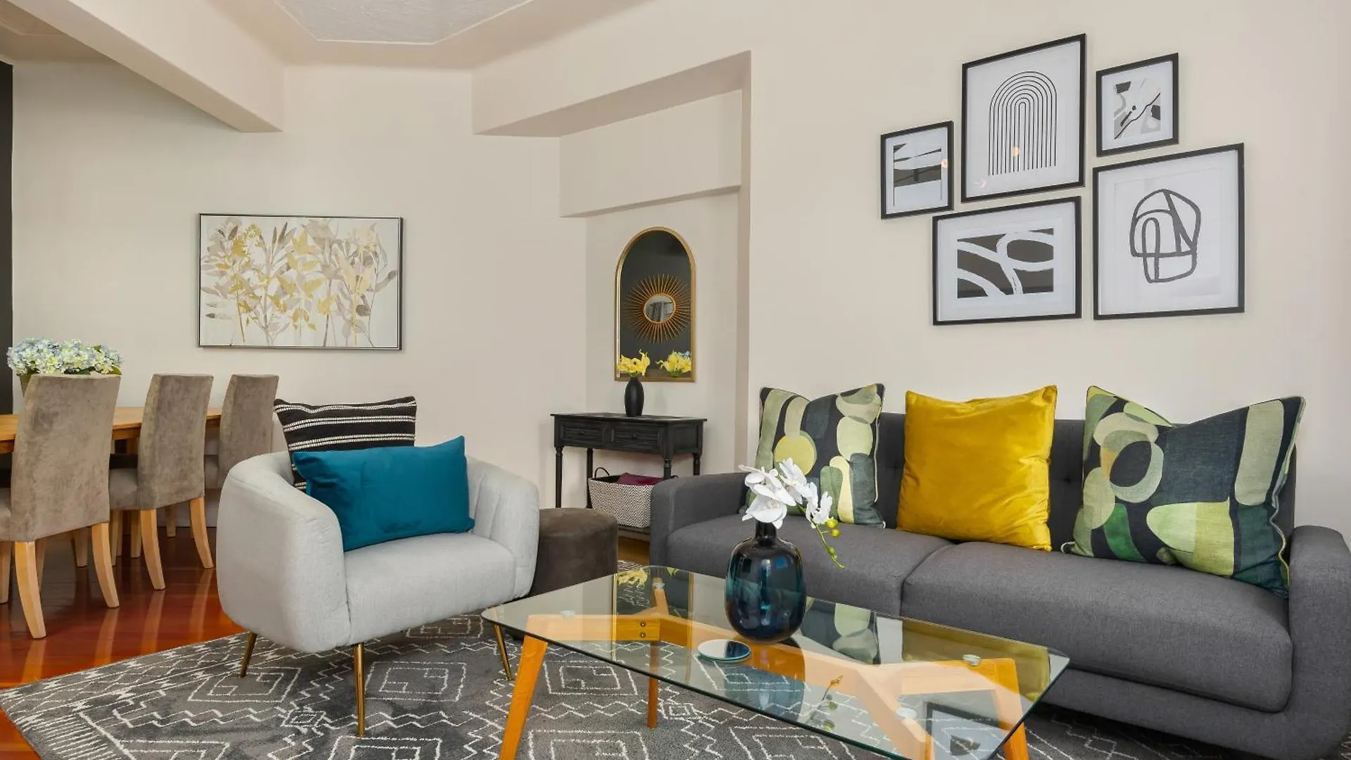 Montreux Luxury Apartment Cape Town